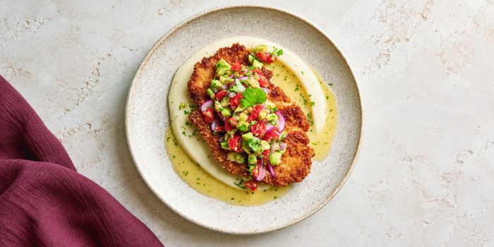 Filete con salsa de tomate fresco
